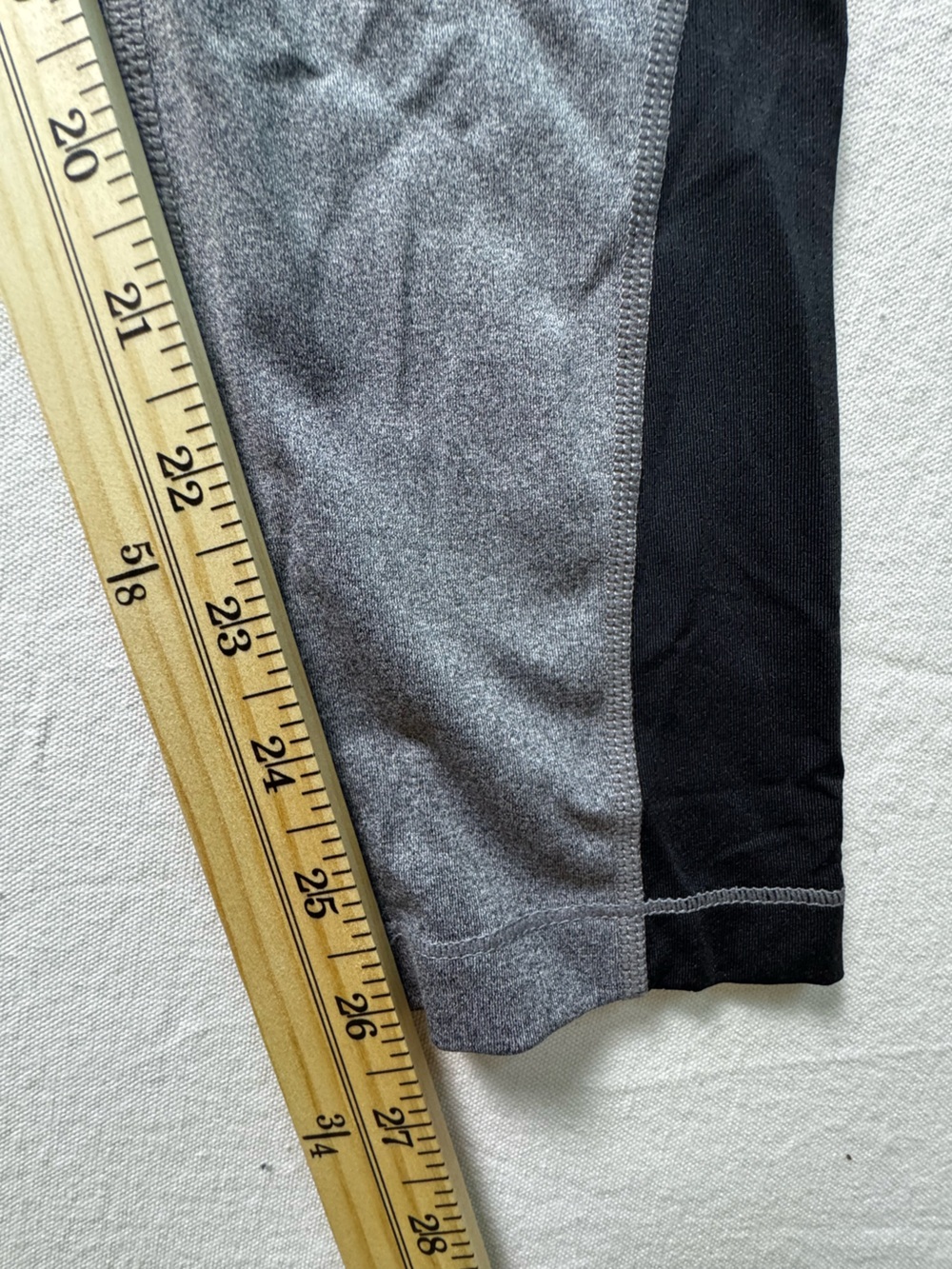 Nike Women’s Gray & Black Performance Leggings - Picture 5 of 5